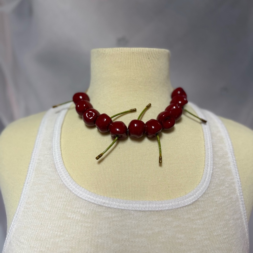 JACQUEMUS cherry necklaces - Picture 3 of 16